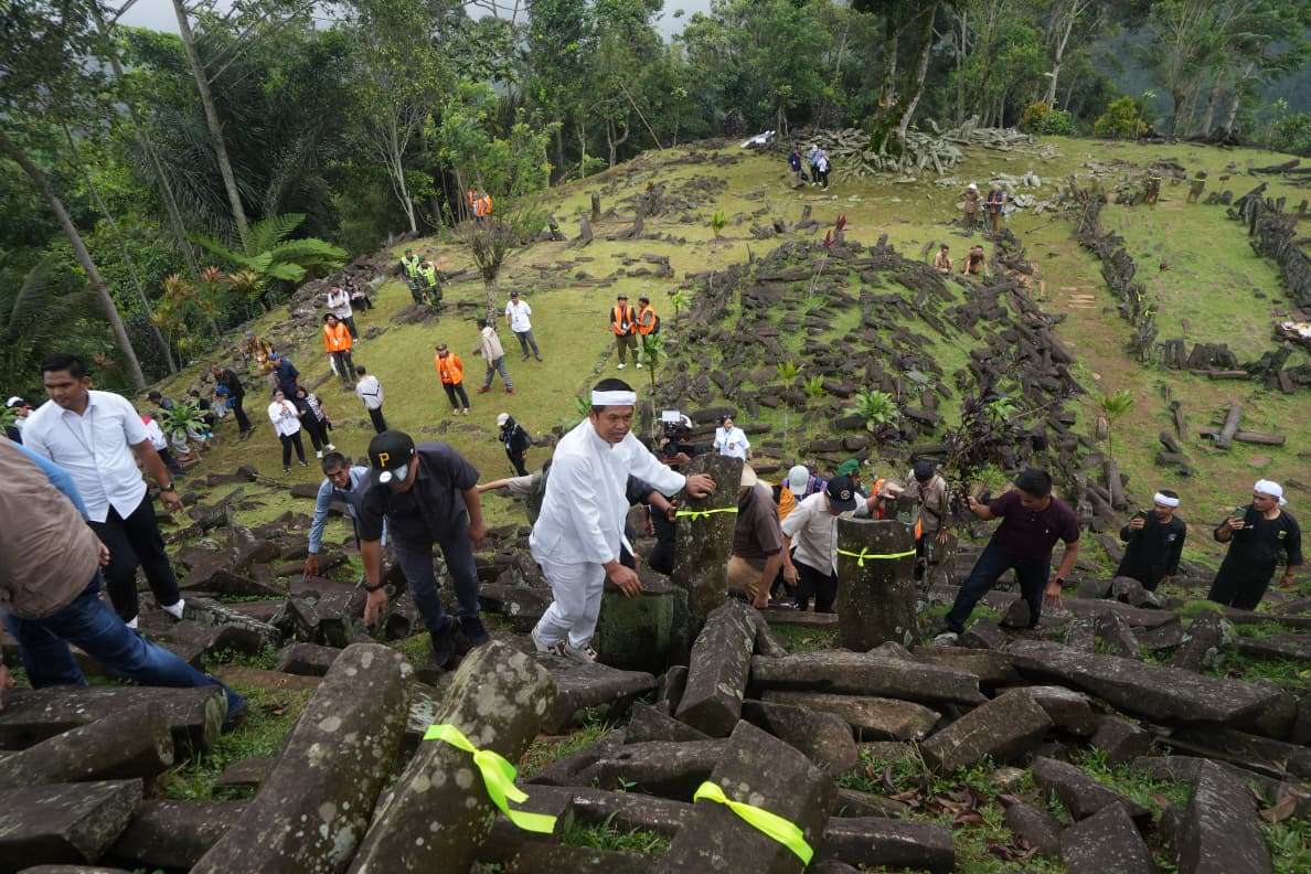 Gunung Padang